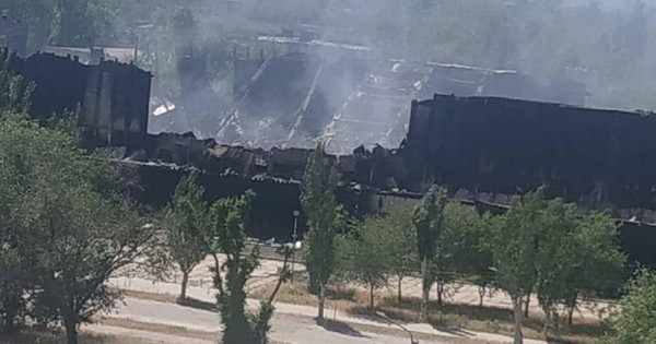 V Severodonetsku so Rusi uničili ledeno palačo.