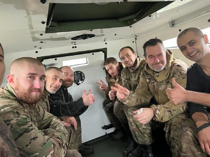 Iz ruskega ujetništva je bilo izpuščenih še 32 ukrajinskih servisejev