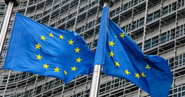 EU preuči možnost vzpostavitve vojaške misije v Ukrajini