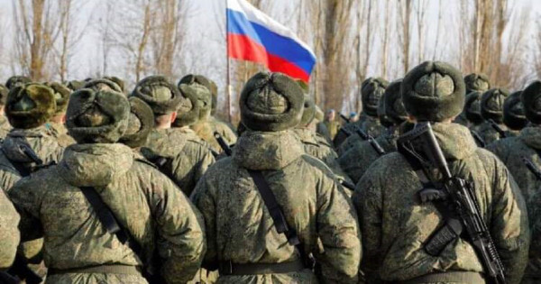 Generalmatab je napovedal ruski prenos rezerv na mejo z Ukrajino