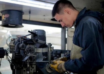 Industrijska podjetja v regiji Lviv ponujajo, da gredo na delo ponoči