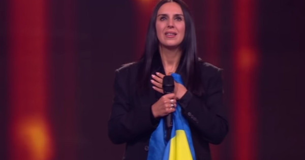 Jamala na nacionalni selekciji Eurovizije 2022 v Nemčiji zbrala 67 milijonov EUR za oborožene sile Ukrajine