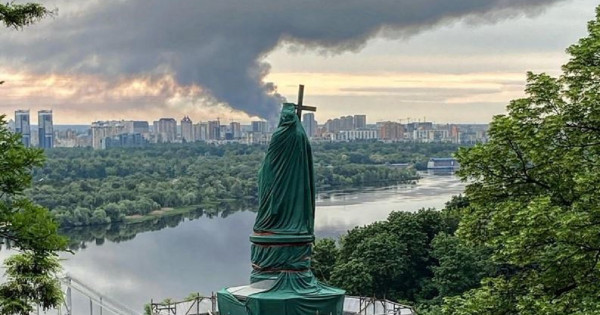 Kyiv je bil obstreljen s križarkami Kh-22 iz Kaspijskega morje