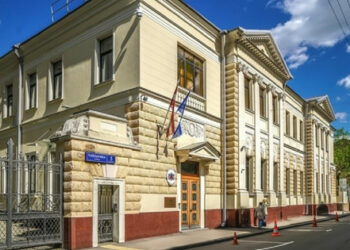 Latvija je pozvala svoje državljane, naj nujno zapustijo Rusijo