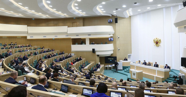 Lvivsko sodišče aretiralo v odsotnosti še 27 senatorjev Sveta federacij Ruske federacije