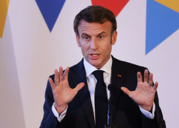 Macron začel ustanovitev sklada za Ukrajino za nakup orožja od proizvajalcev