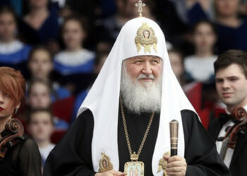 Madžarska zahteva izključitev patriarha Kirilla iz sankcij EU