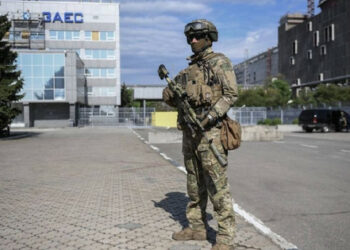 Mediji objavili posnetek ruskih raketnih napadov z ozemlja NPP Zaporizhzhia