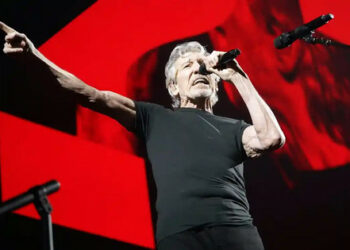 Nekdanji vodja Pink Floyda Roger Waters je bil v Krakovu razglašen za persona non grata