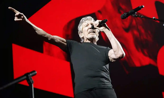 Nekdanji vodja Pink Floyda Roger Waters je bil v Krakovu razglašen za persona non grata
