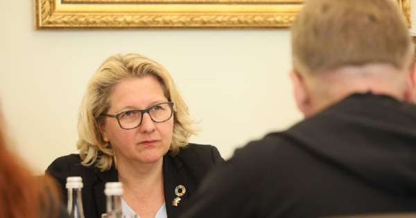Nemška ministrica Svenja Schulze je v Lvivu spregovorila o načinih za pomoč Ukrajini