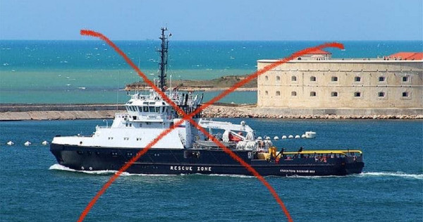 Oborožene sile Ukrajine sestrelile ruski tegljač v bližini otoka Zmiyiny