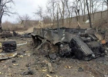 Oborožene sile Ukrajine so odganjale štiri napade na vzhodu in uničile 60 napadalcev