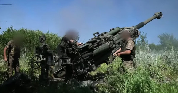 Oborožene sile Ukrajine so pokazale video o bojnem delu hubic M777