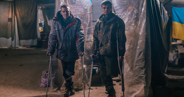 Polk "Azov" pokazal fotografije ranjenih branilcev "Azovstal"