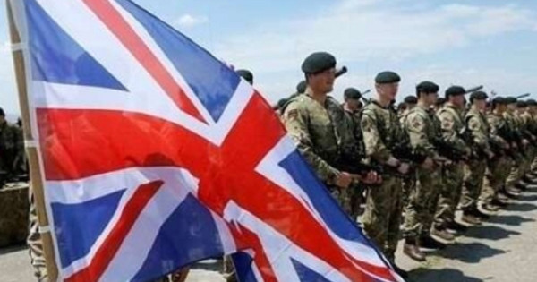 Poveljnik britanskega letalstva je razglasil pripravljenost za vojno z Rusijo.