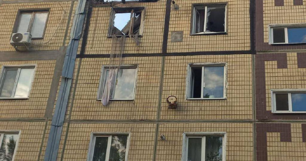 Prebivalce Nikopola so pozvali, naj gredo globoko v območje zaradi obstreljevanja s strani Rusov