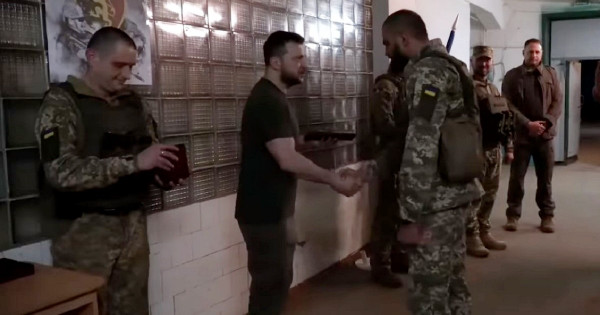 Predsednik Ukrajine dodelil državne nagrade sedmim bojevnikom 24. brigade iz regije Lviv