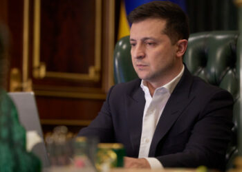 Predsednik je tujce z bojno izkušnjo pozval, naj branijo Ukrajino