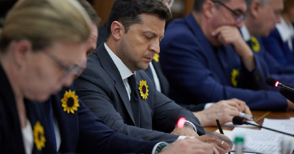 Predsednik želi do konca leta 2022 zapreti čakalno mejo za odškodnino za vojsko