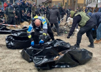 Preiskovalci Mednarodnega kazenskega sodišča preiskujejo zločine Rusije v Ukrajini