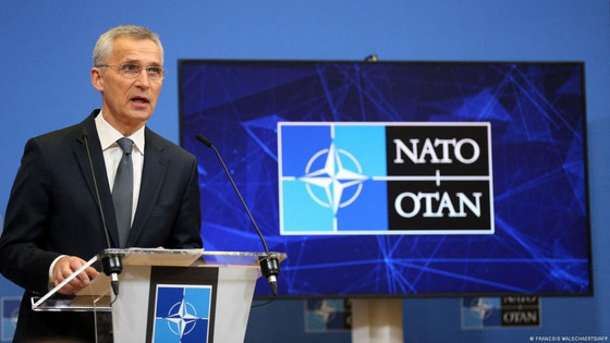 Pri dobavi orožja Ukrajini bo od zdaj naprej poudarek na sistemih zračne obrambe, pravi Stoltenberg