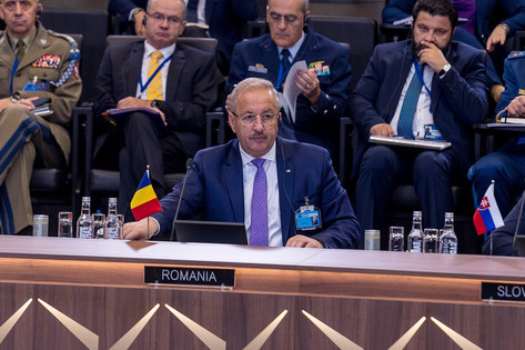 Romunski obrambni minister odstopil po izjavi o vojni v Ukrajini