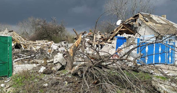 Rusi obstreljenih športni kompleks v Kreminna in mestu Zolote v regiji Luhansk, so mrtvi