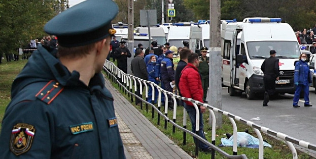 Rusi poskušali "obesiti" teroristični napad v Izhevsku na Ukrajino