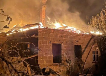 Rusi ubili dve osebi v množičnem napadu na Kramatorsk (video)