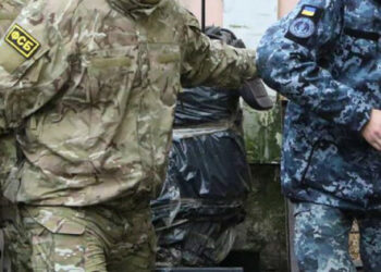 Rusi uganjali in spustili pse na ukrajinske vojne ujetnike