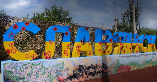 Rusija se pripravlja na uporabo scenarija Mariupol v Sloviansku