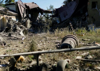 Ruske enote so popolnoma zapustile Kreminno v regiji Luhansk
