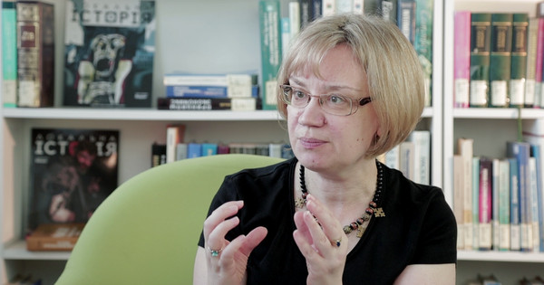 "Rusom moramo pomagati, da ponovno preberejo svoje klasike." Iryna Starovoyt v "Brez bromina"