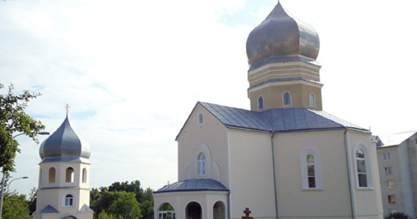 Še dve župniji UOC v regiji Lviv so opustili Moskovsko patriarhato