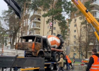 Sedem regij je začelo obnavljati uničeno infrastrukturo