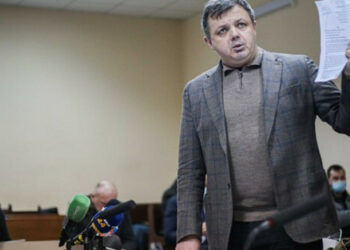 Sodišče je semen Semenchenko izpustil v hišni pripor.