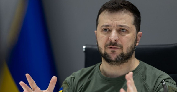 Svet se pripravlja na možnost uporabe jedrskega orožja v Rusiji, pravi Zelenskyy