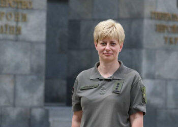 Tetiana Ostashchenko iz Lviva je postala prva ženska, ki je postala poveljnik v oboroženih silah Ukrajine