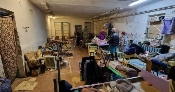 Tožilstvo je identificiralo identitete okupatorjev, ki so celo vas zadržali v eni kleti za mesec dni