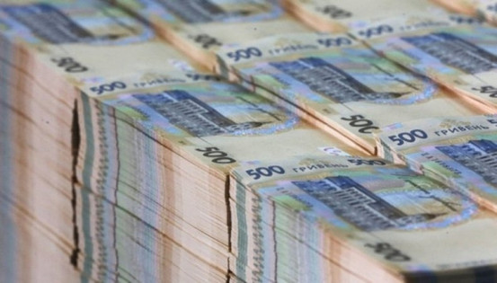 Tožilstvo je na vojsko preneslo 500 milijonov UAH z računov kmeta-sodelavke