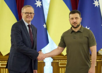 Ukrajina bo prejela še 14 oklepnikov in 20 Bushmaster oklepnikov iz Avstralije