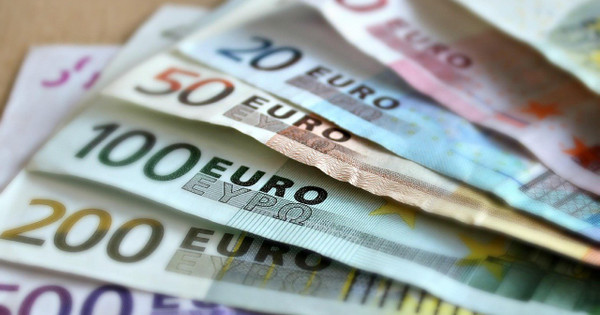 Ukrajincem na Malti je bilo dovoljeno zamenjati gotovinske grivnije za evre