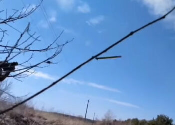 Ukrajinski padalec iz MANPADS-a uničil dva bombnika Su-34 Ruske federacije