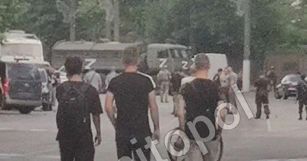 V bližini policijskega oddelka zasedenega Melitopola se je zaslišla eksplozija.