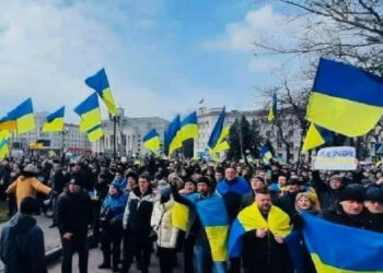 V regiji Kherson so Rusi zaradi protestov pridržali več kot 400 Ukrajincev