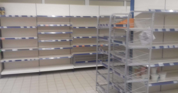 V trgovinah zasedenega Kherson uvedla naravno izmenjavo blaga