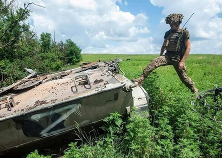 Vojaki oboroženih sil Ukrajine pritiskali na zasedena ozemlja, pomembna za Ruse – britanska obveščevalna služba