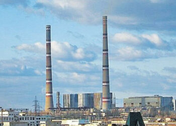 Vsiljivci v Enerhodarju posnemajo uspehe, da bi se izognili resničnim bitkam