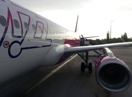 Wizz Air nizkocenovni letalski prevoznik po kritikah premislil o nadaljevanje letov v Rusijo